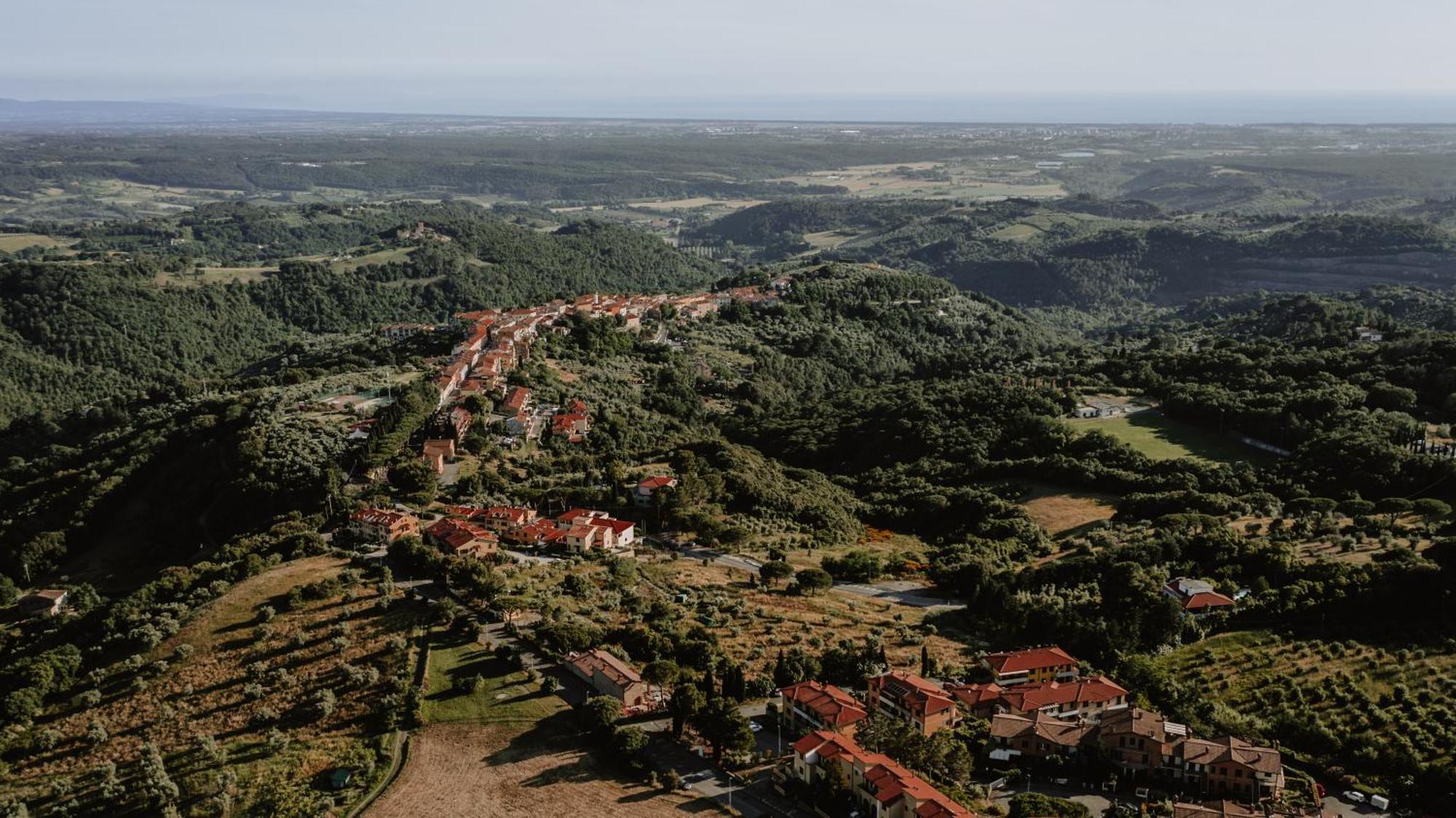 Borgo San Pecoraio Resort Riparbella Exterior photo